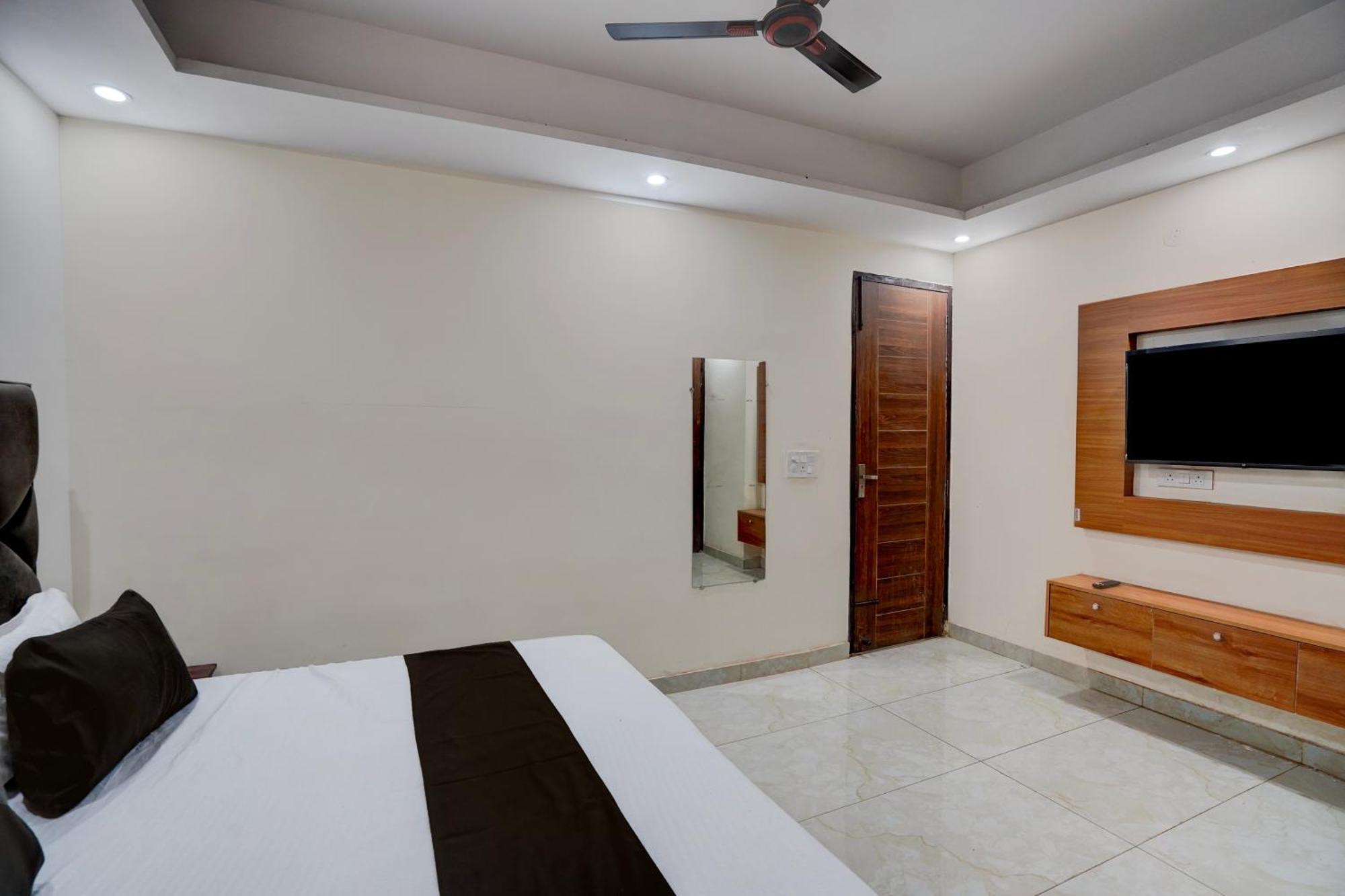 Hotel O R.N Residency Hotel Ghaziabad Eksteriør bilde