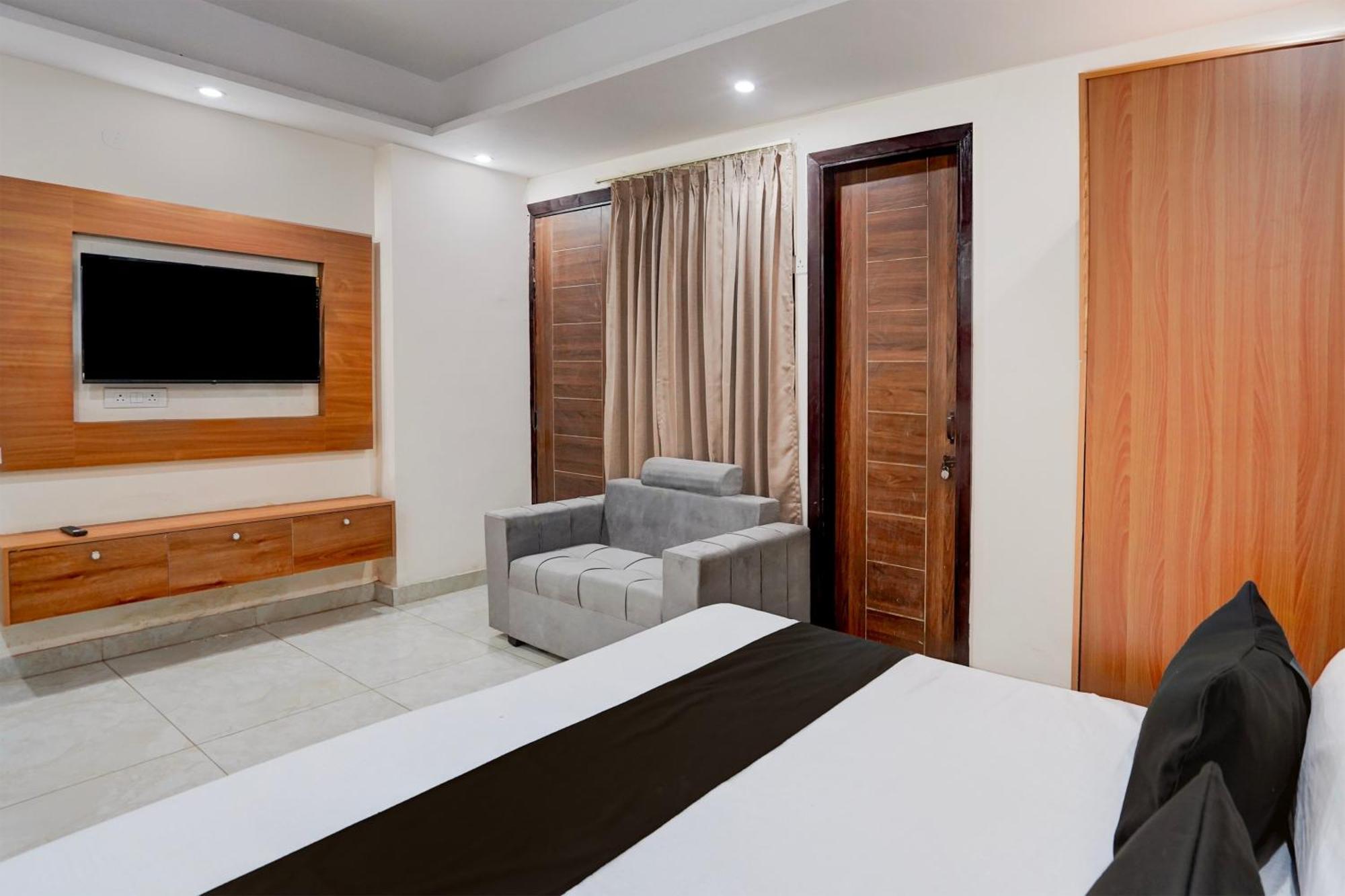 Hotel O R.N Residency Hotel Ghaziabad Eksteriør bilde